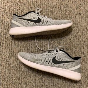 NIKE FREE RN, running shoes in gray